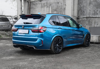 Подержанный автомобиль BMW X5 M 2015 года (4 фото)