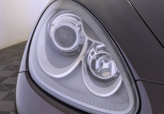 Подержанный автомобиль Porsche Cayenne 2014 года (11 фото)