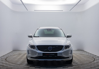 Подержанный автомобиль Volvo XC60 2013 года (2 фото)