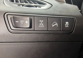 Подержанный автомобиль Hyundai ix35 2014 года (16 фото)