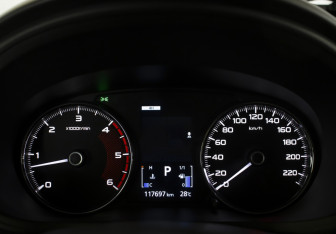 Подержанный автомобиль Mitsubishi Pajero Sport 2017 года (11 фото)