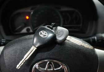 Подержанный автомобиль Toyota Venza 2009 года (16 фото)