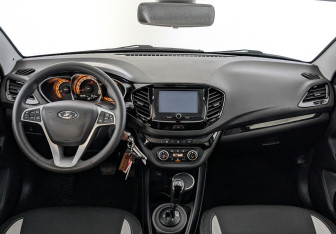 Подержанный автомобиль LADA (ВАЗ) Vesta Wagon 2019 года (14 фото)