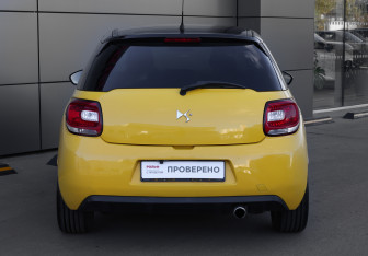 Подержанный автомобиль Citroen DS3 Hatchback 2012 года (6 фото)