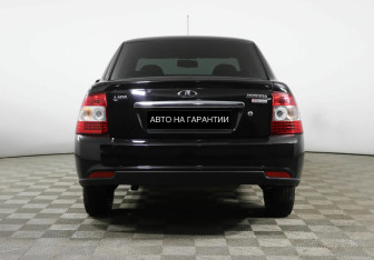 Подержанный автомобиль LADA (ВАЗ) Priora Sedan 2015 года (4 фото)