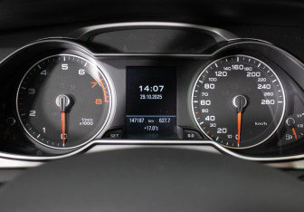 Подержанный автомобиль Audi A4 Sedan 2013 года (12 фото)