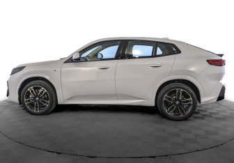 Новый BMW X2 2024 (3 фото)