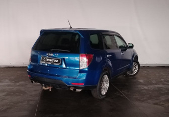 Подержанный автомобиль Subaru Forester Suv 2012 года (6 фото)