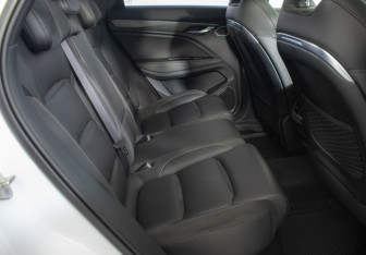 Подержанный автомобиль Geely Tugella 2022 года (10 фото)