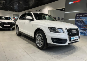Подержанный автомобиль Audi Q5 2011 года (3 фото)