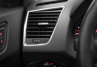 Подержанный автомобиль Audi Q5 2011 года (14 фото)