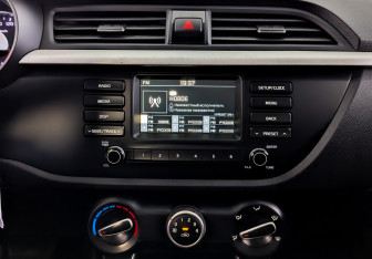 Подержанный автомобиль Kia Rio Hatchback 2019 года (15 фото)