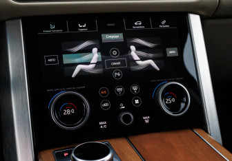Подержанный автомобиль Land Rover Range Rover 2018 года (20 фото)