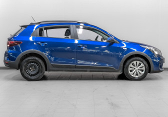 Подержанный автомобиль Kia Rio Hatchback 2021 года (4 фото)