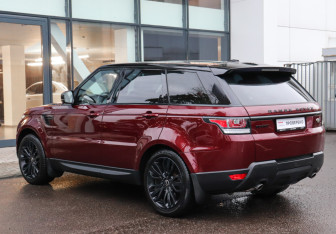 Подержанный автомобиль Land Rover Range Rover Sport 2015 года (6 фото)