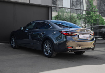 Подержанный автомобиль Mazda 6 Sedan 2019 года (6 фото)