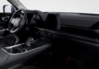 Подержанный автомобиль Haval H3 2024 года (9 фото)