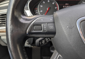 Подержанный автомобиль Audi A6 Sedan 2012 года (26 фото)