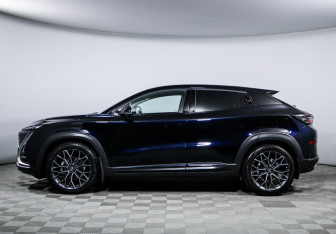 Подержанный автомобиль Changan UNI-T 2024 года (8 фото)