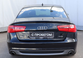 Подержанный автомобиль Audi A6 Sedan 2012 года (5 фото)