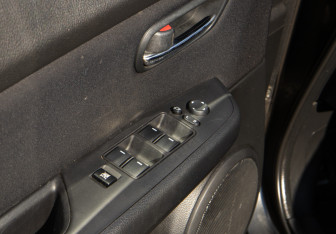 Подержанный автомобиль Mazda 6 Sedan 2012 года (16 фото)