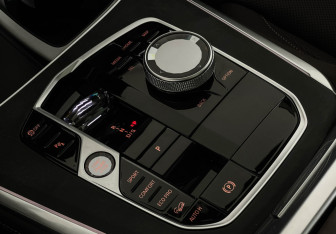 Новый BMW X5 2025 (17 фото)