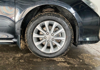 Подержанный автомобиль Toyota Camry Sedan 2014 года (18 фото)