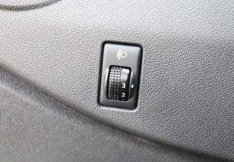 Подержанный автомобиль Nissan Almera Sedan 2014 года (12 фото)