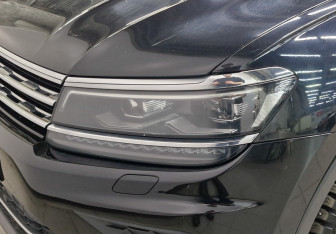 Подержанный автомобиль Volkswagen Tiguan 2018 года (11 фото)