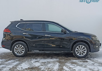 Подержанный автомобиль Nissan X-Trail 2019 года (4 фото)