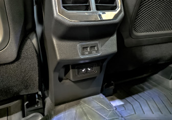 Подержанный автомобиль Exeed TXL 2023 года (28 фото)