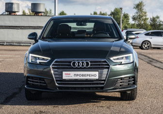 Подержанный автомобиль Audi A4 Sedan 2016 года (2 фото)