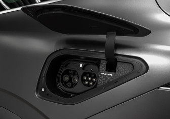 Подержанный автомобиль Avatr 11 2023 года (25 фото)