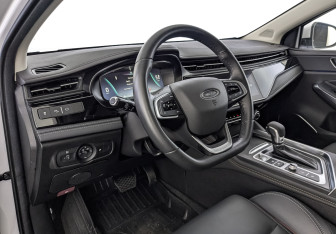 Подержанный автомобиль Omoda S5 2023 года (15 фото)
