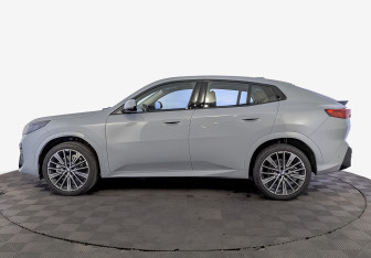 Новый BMW X2 2025 (3 фото)