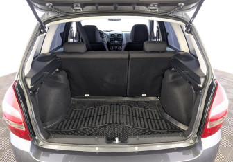 Подержанный автомобиль LADA (ВАЗ) Granta Wagon 2025 года (10 фото)