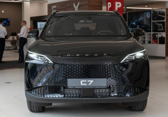 Новый Omoda C7 2025 (3 фото)