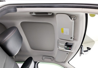 Подержанный автомобиль Mitsubishi Eclipse Cross 2022 года (23 фото)