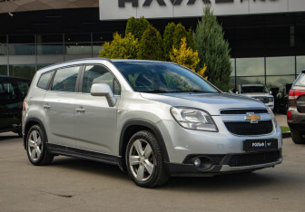 Подержанный автомобиль Chevrolet Orlando 2012 года (2 фото)