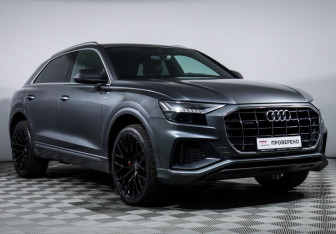 Подержанный автомобиль Audi Q8 2019 года (3 фото)