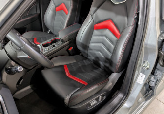 Подержанный автомобиль Kaiyi E5 2023 года (3 фото)