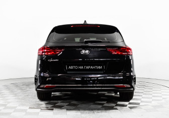 Подержанный автомобиль Kia Ceed Wagon 2020 года (4 фото)