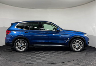 Подержанный автомобиль BMW X3 2019 года (6 фото)