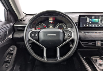Подержанный автомобиль Haval Jolion 2023 года (21 фото)