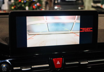 Подержанный автомобиль Москвич 3 2024 года (16 фото)