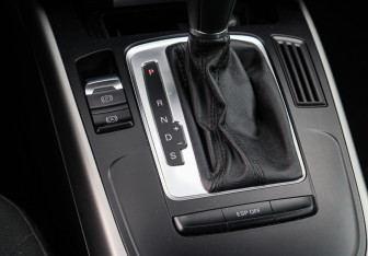 Подержанный автомобиль Audi A4 Wagon 2010 года (15 фото)