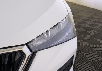 Подержанный автомобиль Skoda Rapid Liftback 2021 года (12 фото)