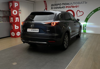 Подержанный автомобиль Mazda CX-9 2018 года (4 фото)
