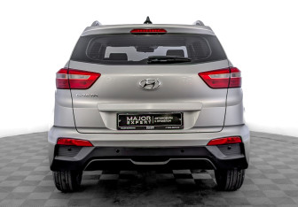 Подержанный автомобиль Hyundai Creta 2020 года (6 фото)