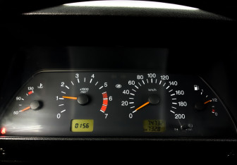 Подержанный автомобиль LADA (ВАЗ) 2121 (4x4) 2017 года (11 фото)